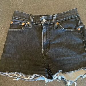 Levi’s High Rise short raw hemline black/ gray size 26